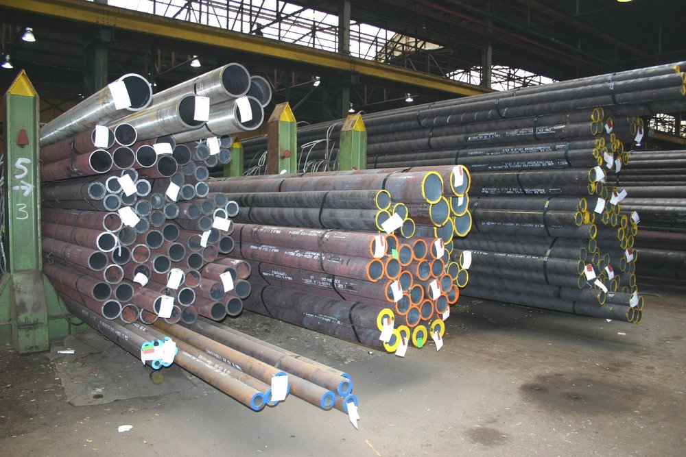 Stort rullager från NKE garanterar en smidig valsningsprocess inom stålrörstillverkning